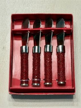 St. Nicholas Square Red Beaded Handle Spreaders - Set of 4
